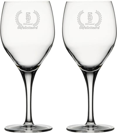 Gegraveerde set rode wijnglazen 42,5cl Gefeliciteerd 5 jaar getrouwd