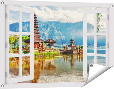 Gards Tuinposter Doorkijk Pura Tempel in Bali op het meer Beratan - 90x60 cm - Tuindoek - Tuindecoratie - Wanddecoratie buiten - Tuinschilderij