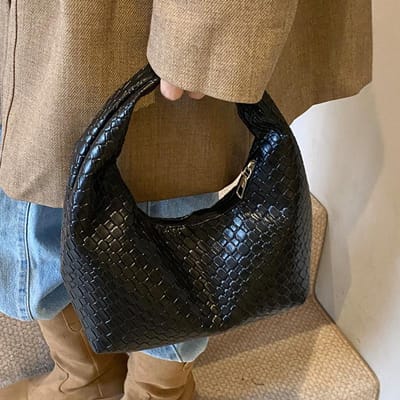 High-end Geweven Tas Herfst en Winter Nieuwe Retro Okseltas Dames Ins Niche Textuur Schoudertas black