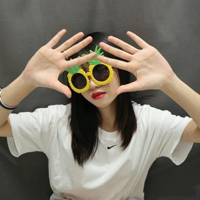 Drôle Fou Robe de Fête Lunettes Lunettes de Soleil Nouveauté Fête Costumée Carnaval Lunettes Accessoires Décoration Événement Cadeau Femmes Rassembler Other black