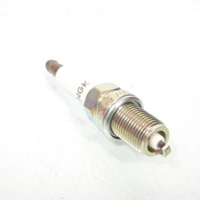 Bougie d'allumage NGK pour Moto Cagiva 600 Super city Après 1995 BCP7ES / Par 10 Neuf