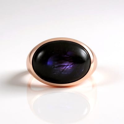 Cavill - Paarse Labradoriet Ring 12,6ct - 925 Sterling Zilver Roségoud Verguld - Ovale Cabochon Madagaskar - Luxe Sieraad Voor Vrouwen