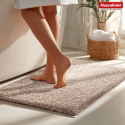 FLOORDIREKT Badmat NASA - Bruin 50 x 80 cm - Zachte & Duurzame Badmat met Verstevigde Randen - Waterabsorberend & Onderhoudsvriendelijk