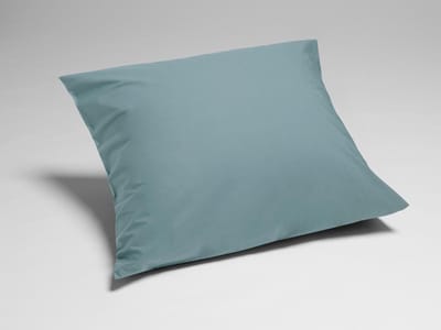 Yumeko kussensloop percal katoen petrol blauw 65x65 - Bio, eco & fairtrade - 1 stuk