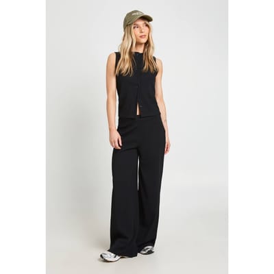 boohoo Dames Petite Crinkle Rib Mouwloos Top Met Knoopsluiting En Broek Set | Zwart | Maat: 36