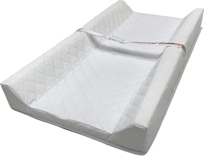 Unyqoos® Comfortabel en Veilig Aankleedkussen met Waterdichte Laag en Veiligheidsgordel