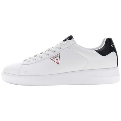 Lage Sneakers Guess FMJYUKELE12