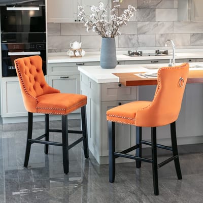 Moderne Velvet Barstoelen - Set van 2 - Knopen Tufted Decoratie - Houten Poten & Chrome Nailhead Trim - Oranje