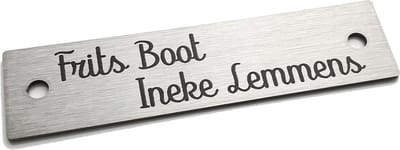 Kirinify – RVS Naambordje voordeur 10 x 2.5 cm – RVS naamplaatje brievenbus – Permanente lasergravering – Schroefbevestiging