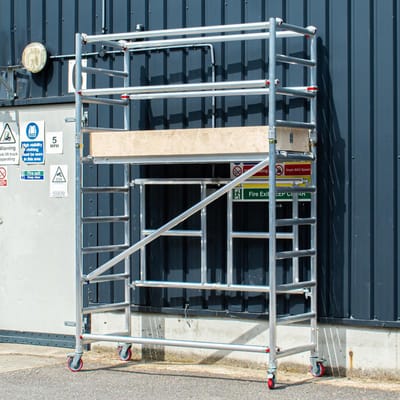 BPS Opklapbare Industrieel Aluminium Rolsteiger – 3,8 m Werkhoogte – 1,8 m Platformhoogte – Zware Kwaliteit – 950 kg Draagvermogen – BS EN1004 Gecertificeerd