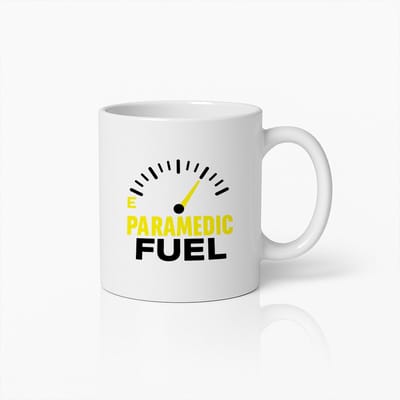 Paramedic Fuel Mok 330ml – Grappige Koffiebeker voor Hulpverleners & Eerste Hulpverleners – Perfect Cadeau voor Paramedici, Verpleegkundigen & Zorghelden