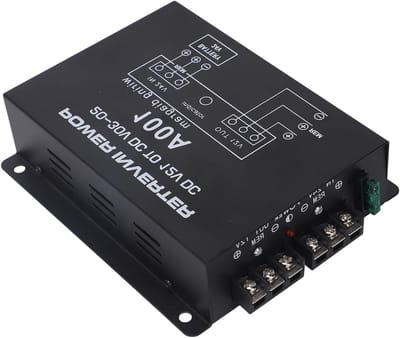 24V naar 12V Spanning Regulator met Temperatuurregeling voor Auto's, Vrachtwagens en SUV's (100A) - Betrouwbare Stroomvoorziening, Efficiënte Vermogensomzetting, Duurzaam Ontwerp