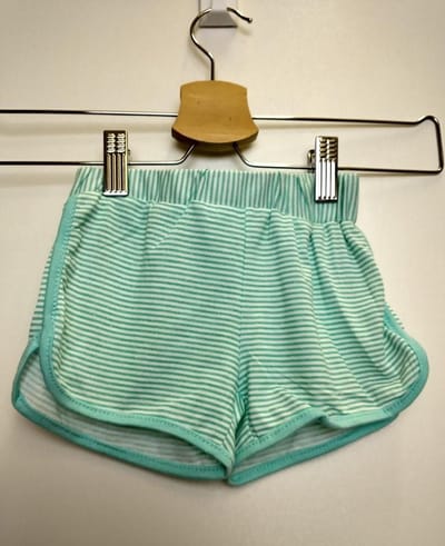 Meisjes korte broek Happy groen wit 92