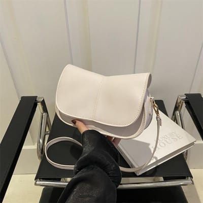 Modeontwerp Effen Kleur Nieuw Eenvoudig en Modieus Casual Lente en Zomer Koreaanse Versie Textuur Eén Schouder Crossbody Kleine Vierkante Tas beige