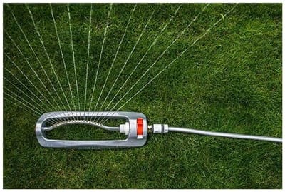 Vierkante Oscillerende Tuinsproeier van Metaal - Ideaal voor 334 m² Tuinoppervlak