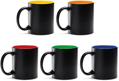 10 stuks multi color mok geschikt voor lasertechniek 350ml buitenzijde zwart, Gekleurde binnenzijde / Merk Stamina model Macha