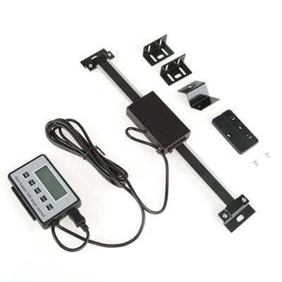Digitale liniaal 0-150mm met nauwkeurige digitale uitlezing voor freesmachines en draaibanken, inclusief montagemateriaal en accessoires