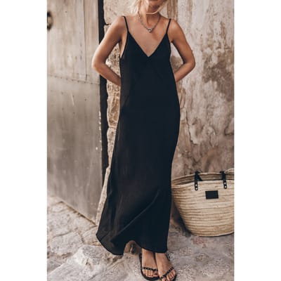 Mikuta The Black Long Crinkle Dress Maat: XL | Maxi Jurken Outlet | Dames | Zwart