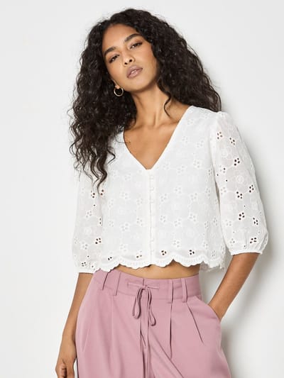 Daisy Broderie Anglaise-top met knopen