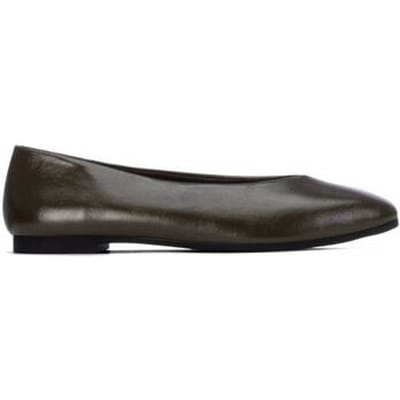 Ballerinaschoenen om aan te trekken