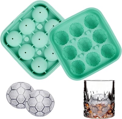 3D Voetbal Silicone IJsblokjesvorm met Deksel voor IJs, Whiskey en Cocktails - Perfect voor Feestjes en Verfrissende Drankjes