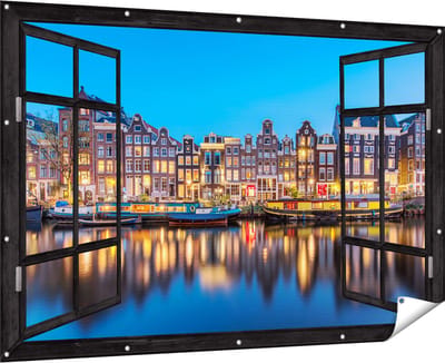 Gards Tuinposter Doorkijk Amsterdamse Huisjes in de Avond met Lichten - 180x120 cm - Tuindoek - Tuindecoratie - Wanddecoratie buiten - Tuinschilderij