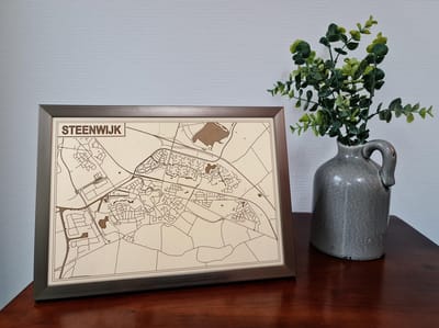 Decoratief Beeld - Houten Van Steenwijk - Hout - Bekroned - Bruin - 21 X 30 Cm