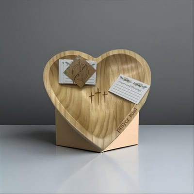 Houten Gebedskom Vintage Hartvorm Met Kruis En Liefde Inscriptie Christelijke Decoratie Voor Thuis Religieus Cadeau Voor Moederdag Of Valentijnsdag
