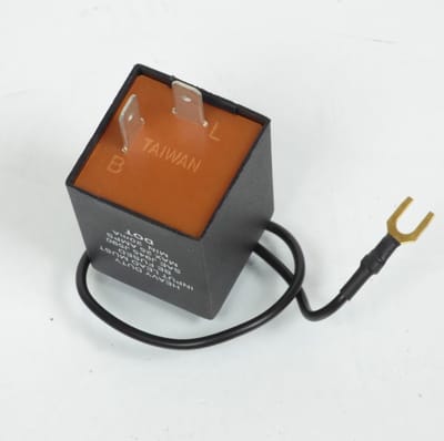 12v ef32l knipperlichtunit voor motorfietsen met gloeilamp of led knipperlichten nieuw