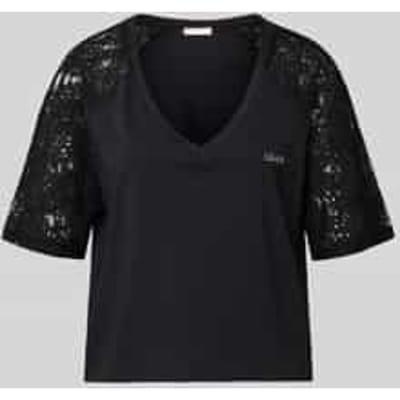 T-shirt met kant en gestikt logo
