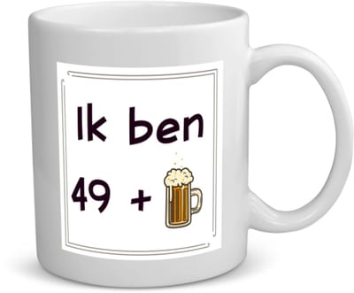 Akyol - ik ben 49 + 1 koffiemok - theemok - 49+1 - mensen die 50 zijn geworden - 50 jaar sarah en abraham cadeau - jubileum man en vrouw - verjaardags - grappige tekst - jarig - verjaardag - 350 ML inhoud