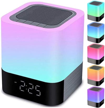 QTTVBTNA – Nachtlamp met Bluetooth Speaker & Wekker – Touch Bedlamp met Dimbaar LED Nachtlicht – Portable speaker – Kleurveranderende Tafellamp met Muziekspeler – Draadloze Speaker voor Slaapkamer, Kinderkamer, Bureau & Cadeaugebruik