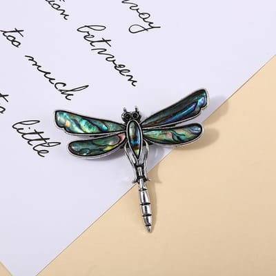 Mode Schelp Inleg Libel Broche Pin Cartoon Mode Abalone Schelp Corsage Kleding Accessoires beige