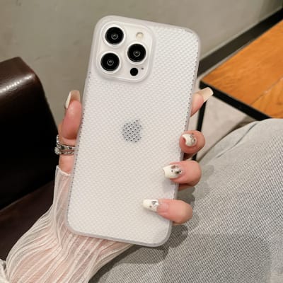 Étui de refroidissement respirant à dissipation thermique de luxe pour iPhone 15 14 13 12 11 Pro Max Mesh Hollow Ultra Thin Plain Color Cover For iPhone 15Pro Max