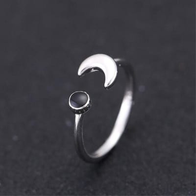 Bagues d'ouverture rétro en argent sterling 925 avec motif de lune et époxy noir pour femme, bijoux exquis et à la mode, R207 white