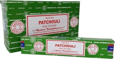 Wierook Satya Patchouli - doos met 12 pakjes van 15 gram