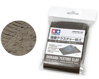 Tamiya Klei - 87222 Diorama Texture Clay - Soil Effect Dark Earth - 150g Klei