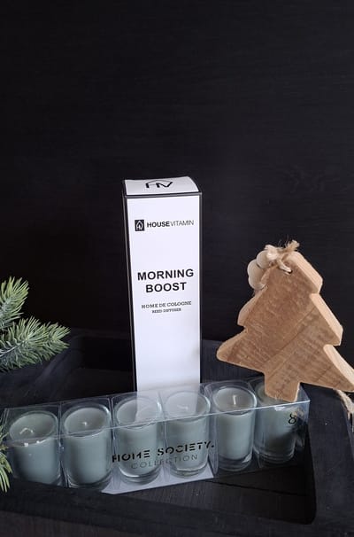 Mix en Match - Geschenkset - Cadeaupakket - Giftset - Kerstpakket - Kadoset - Home & Living - Mini kaarsjes olijf groen - Geurstokjes - Kersthanger ster-