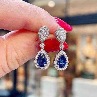 Huitan Mode Luxe Blauw/Wit Parel CZ Druppel Oorbellen Nieuwe Verloving Bruiloft Oor Accessoires voor Vrouwen Chique Verjaardagscadeau brown