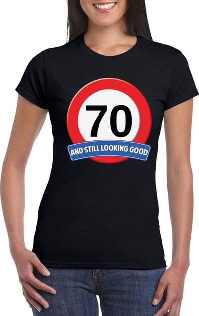 Verjaardag cadeau shirt - 70 jaar and still looking good t-shirt - zwart - dames - Leefijd thema S