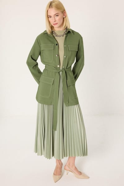Touché Privé - Overshirt met contraststiksels en riem - Khaki - Dames