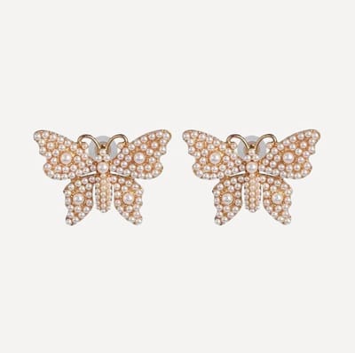 Margot Bardot - Janina Gold. - Statement oorbellen - Vlinder - Goud met parels - Oorbellen dames