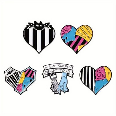 Set van 5 Metalen Pins – Patchwork Hearts & Spooky Love | Schattig, Alternatief & Perfect voor Elke Outfit