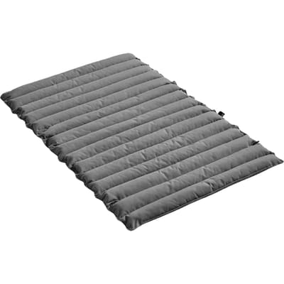 HAY Traverse Gewatteerd loungekussen voor loungestoel en loungestoel met armleuningen - black pepper
