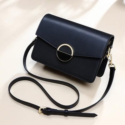 Nieuwe Herfst en Winter Echt Lederen Crossbody Tas voor Dames Veelzijdige Ins Kleine Vierkante Tas Populaire Textuur Schoudertas black