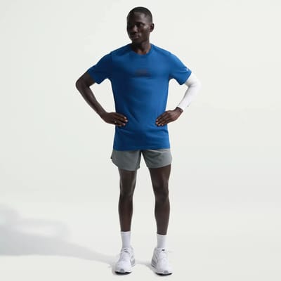 Korte broek met geïntegreerde onderbroek Nike Stride Dri-Fit