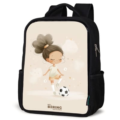 NoBoringSuitcases.com® - Rugzak zwart - Schooltas jongen & meisje - Meisje met een voetbal in beige kleuren - Rugtas voor school - Boekentas kind - Schoolrugzak - Kinderrugzak