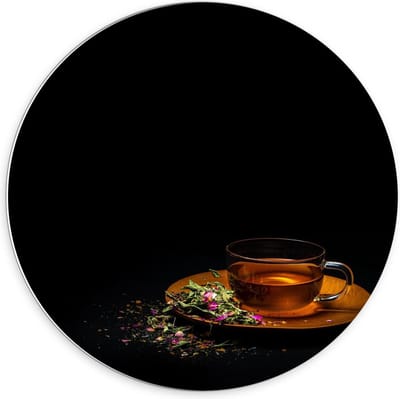 KuijsFotoprint - Schilderij - Kopje Thee Met Met Zwarte Achtergrond - Zwart, Groen, Bruin En Goud - 70 X 70 Cm