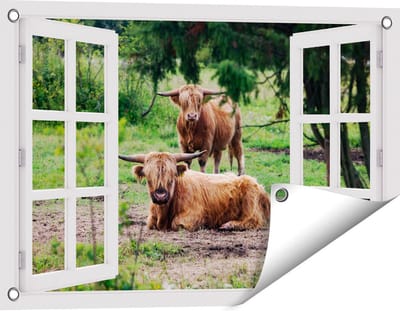 Gards Tuinposter Doorkijk Twee Schotse Hooglanders in de Bossen - 60x40 cm - Tuindoek - Tuindecoratie - Wanddecoratie buiten - Tuinschilderij