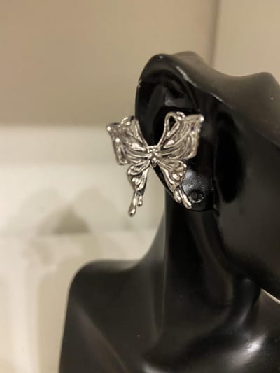 oormanchet Vlinder | | Make up | Parfum | Moederdag | Verjaardagscadeau| Cadeautje| Valentijnsdag| Kado | sieraden | vaderdag | oorbellen | oorsieraden